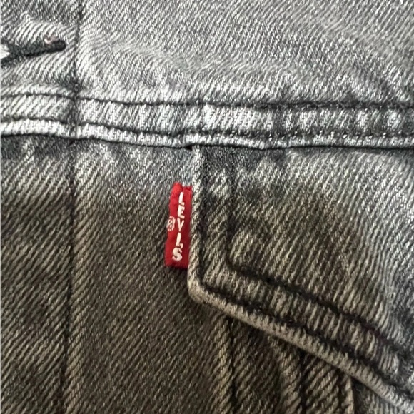 Levi’s Premium Men’s Trucker Jacket – Washed Black Denim Big E Size M EXC - Picture 12 of 13